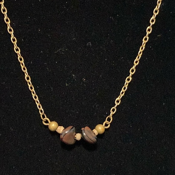 Necklace with two stones, may be petrified wood, unknown stones. - Picture 1 of 5